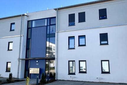 Wohnung Sankt Ingbert - 2 Zimmer, 121 m&sup2;, 1.500&euro; | Angebot:24536302