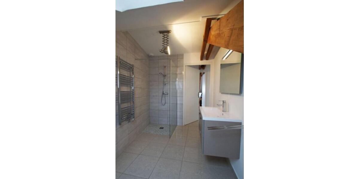 Dachgeschoßwohnung Saarbrücken Neue Bremm - 5 Zimmer, 86 m&sup2;, 900&euro; | Angebot:25454632