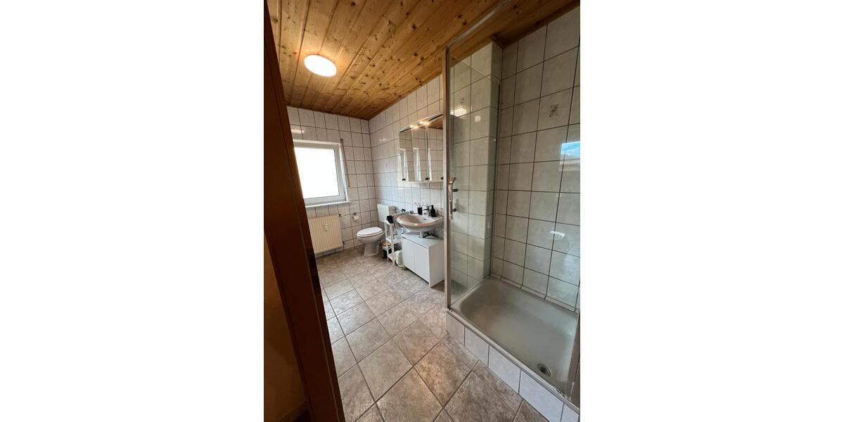 Dachgeschoßwohnung Friedrichsthal - 2 Zimmer, 70 m&sup2;, 450&euro; | Angebot:25945405