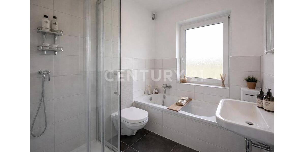 Etagenwohnung Saarbrücken Kieselhumes - 4 Zimmer, 84 m&sup2;, 1.090&euro; | Angebot:26381067