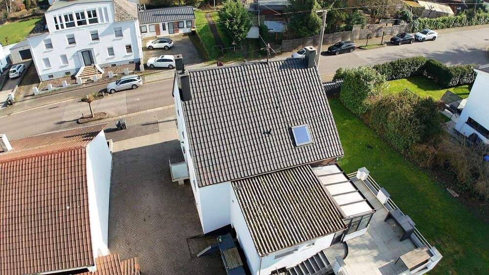 Freistehendes EFH mit großem Garten, Terrasse & Erweiterungspotenzial - saniert, neue Heizung (2023) - Einfamilienhaus Lebach | Angebot:25703541