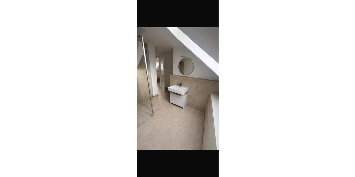 Dachgeschoßwohnung Saarbrücken Malstatt - 2 Zimmer, 63 m&sup2;, 650&euro; | Angebot:25933881