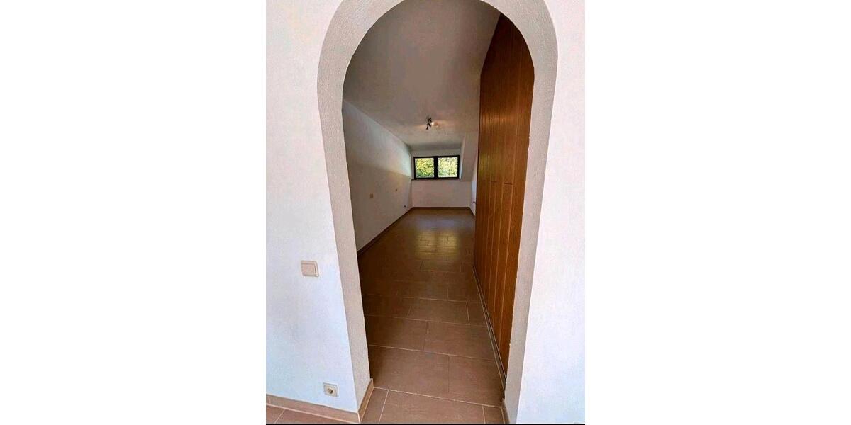 Etagenwohnung Beckingen - 3 Zimmer, 100 m&sup2;, 820&euro; | Angebot:25395691