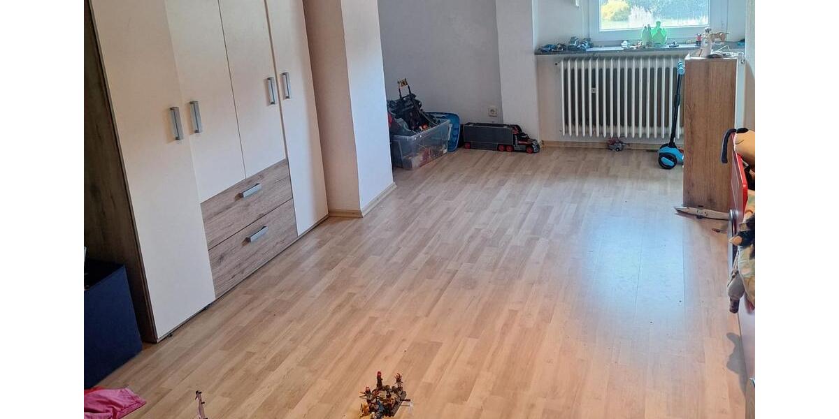 Reihenhaus Püttlingen - 7 Zimmer, 231 m&sup2;, 224.000&euro; | Angebot:25830409