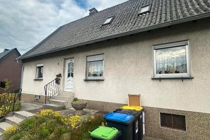 Haus Friedrichsthal - 10 Zimmer, 276 m&sup2;, 270.000&euro; | Angebot:25022353