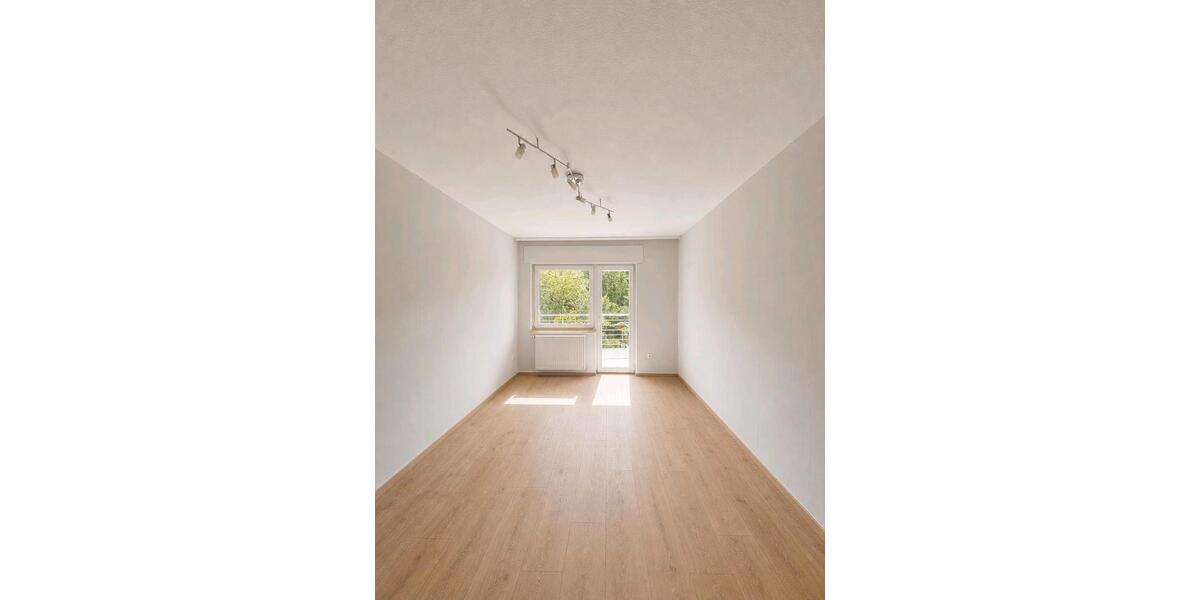 Erdgeschoßwohnung Sankt Ingbert - 4.5 Zimmer, 158 m&sup2;, 1.250&euro; | Angebot:26635852