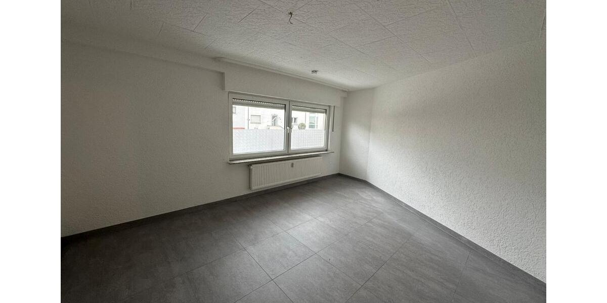 Etagenwohnung Schmelz - 3 Zimmer, 85 m&sup2;, 650&euro; | Angebot:25219188