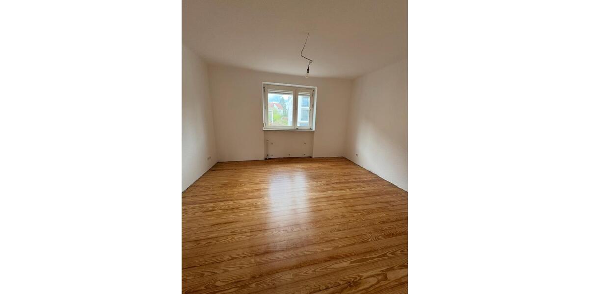 Etagenwohnung Sankt Wendel - 3 Zimmer, 70 m&sup2;, 690&euro; | Angebot:26610959