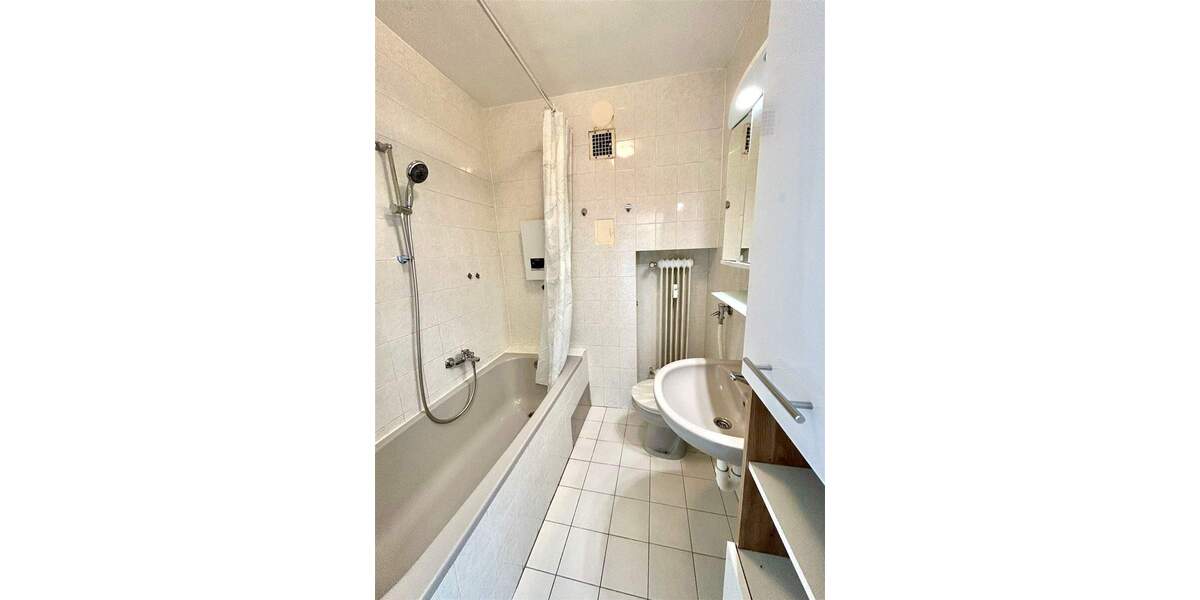 Etagenwohnung Saarbrücken Alt-Saarbrücken - 4 Zimmer, 80 m&sup2;, 610&euro; | Angebot:25899242