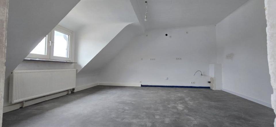 Etagenwohnung Völklingen - 4 Zimmer, 120 m&sup2;, 850&euro; | Angebot:25404636