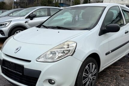 Renault Clio 180.000 km 2.500 &euro; Saarlouis 66740