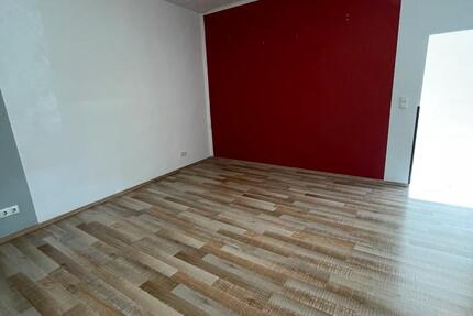 Wohnung Merchweiler - 2 Zimmer, 60 m&sup2;, 450&euro; | Angebot:25988104