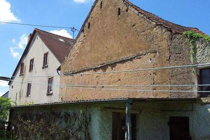 Haus Blieskastel Bierbach - 9 Zimmer, 220 m&sup2;, 159.000&euro; | Angebot:25760491