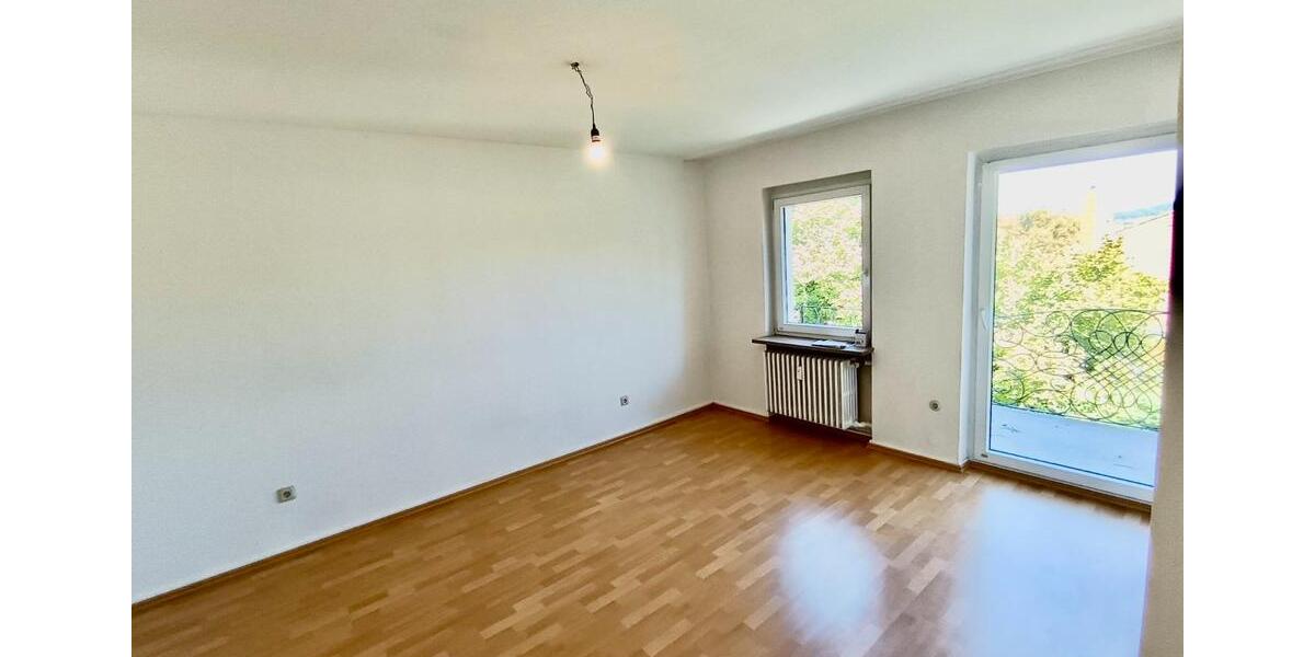 Etagenwohnung Saarbrücken St. Arnual - 4 Zimmer, 100 m&sup2;, 225.000&euro; | Angebot:25887877