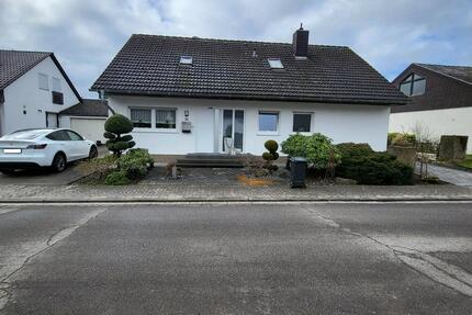 Haus Blieskastel - 5 Zimmer, 199 m&sup2;, 482.000&euro; | Angebot:25964246