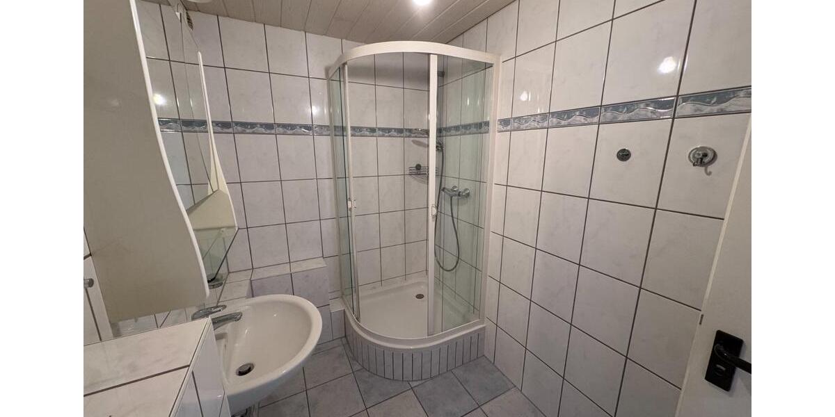 Erdgeschoßwohnung Neunkirchen - 3 Zimmer, 92 m&sup2;, 950&euro; | Angebot:25893757