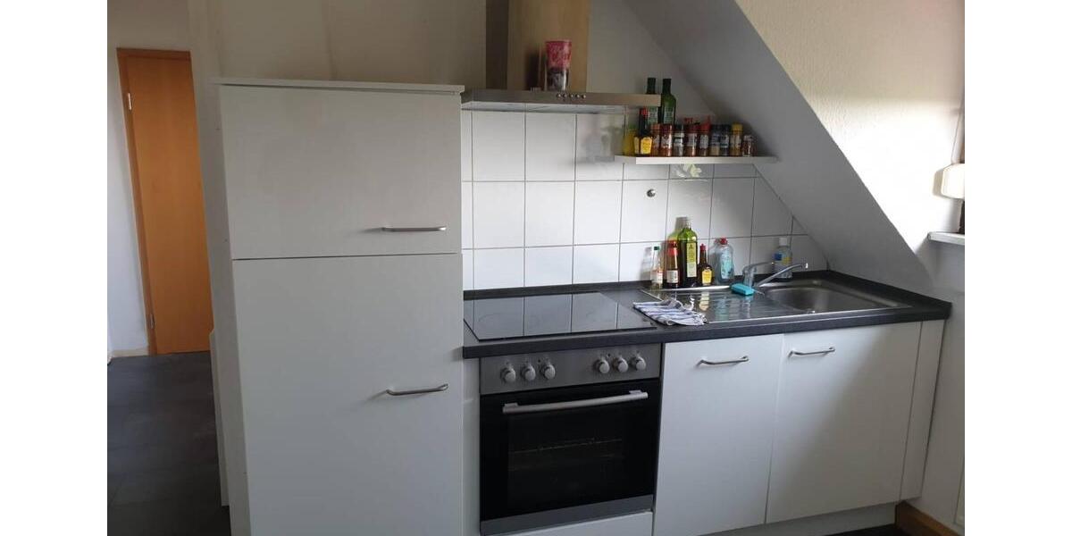 Dachgeschoßwohnung Spiesen-Elversberg Elversberg - 4 Zimmer, 100 m&sup2;, 900&euro; | Angebot:25539823