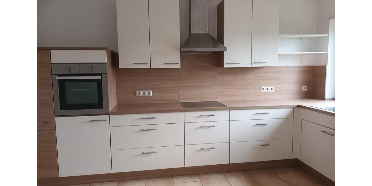 Erdgeschoßwohnung Beckingen - 3 Zimmer, 130 m&sup2;, 975&euro; | Angebot:25572199
