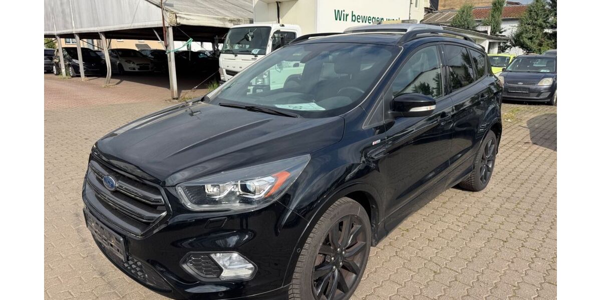 Ford Kuga 141.818 km 9.750 &euro; Saarlouis 66740