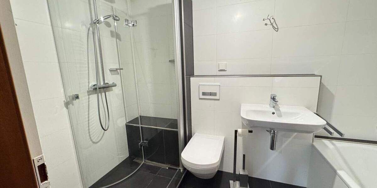 Etagenwohnung Saarbrücken St Arnual - 3 Zimmer, 89 m&sup2;, 960&euro; | Angebot:25743973