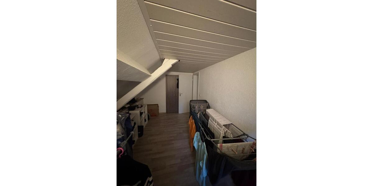 Dachgeschoßwohnung Lebach - 3 Zimmer, 65 m&sup2;, 720&euro; | Angebot:25765550