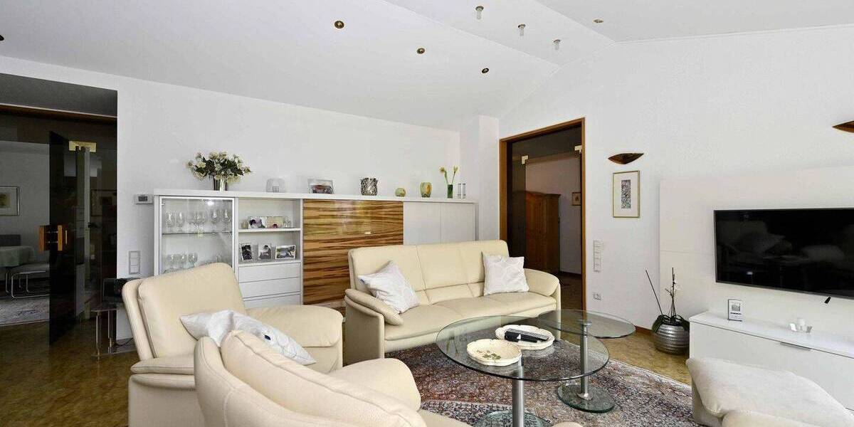 Einfamilienhaus Saarlouis - 6 Zimmer, 152 m&sup2;, 779.000&euro; | Angebot:26832005