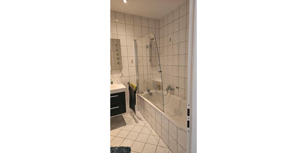 Dachgeschoßwohnung Püttlingen - 3 Zimmer, 101 m&sup2;, 850&euro; | Angebot:25828083