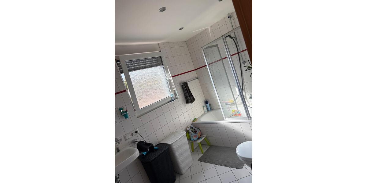 Etagenwohnung Quierschied - 3 Zimmer, 100 m&sup2;, 600&euro; | Angebot:25931484