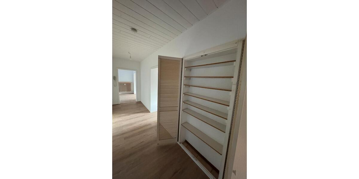 Erdgeschoßwohnung Eppelborn - 3.5 Zimmer, 109 m&sup2;, 950&euro; | Angebot:25824645