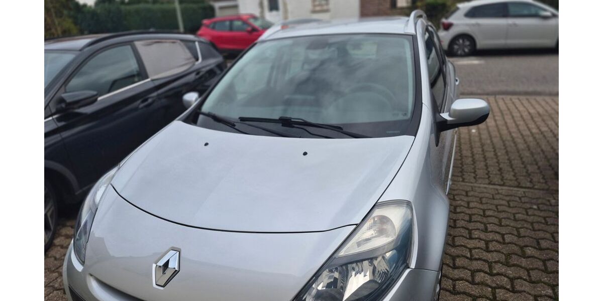 Renault Clio 86.752 km 5.000 &euro; Schwalbach 66773