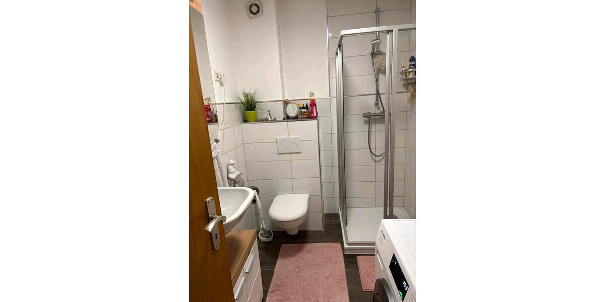 Etagenwohnung Saarbrücken West - 4 Zimmer, 80 m&sup2;, 815&euro; | Angebot:25368863