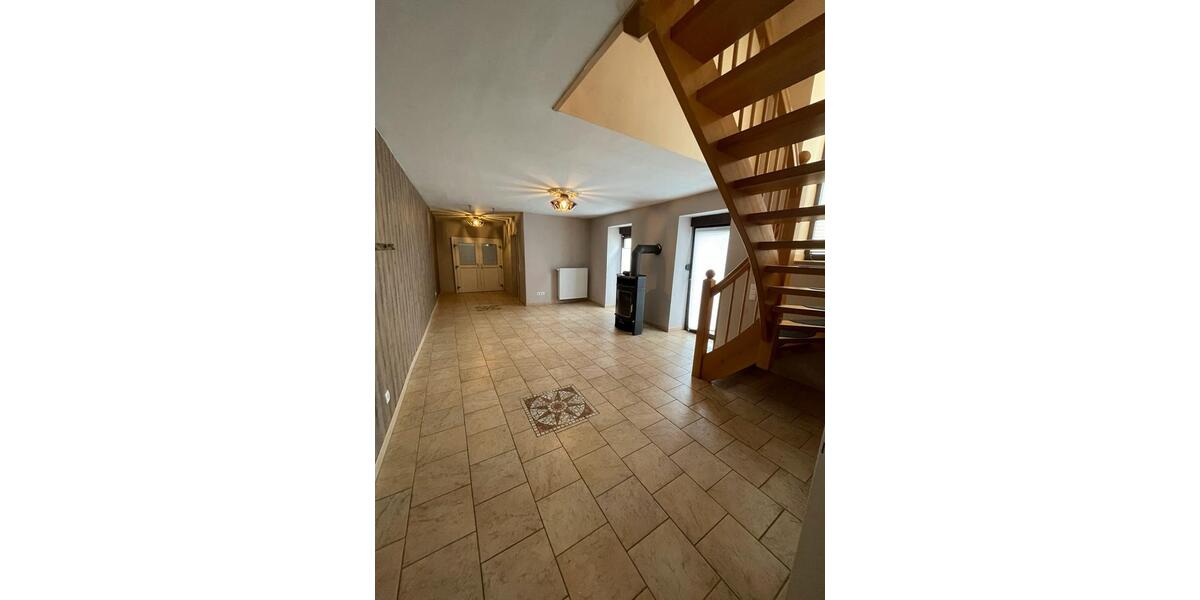 Reihenhaus Rehlingen-Siersburg Siersburg - 5 Zimmer, 170 m&sup2;, 950&euro; | Angebot:25567615