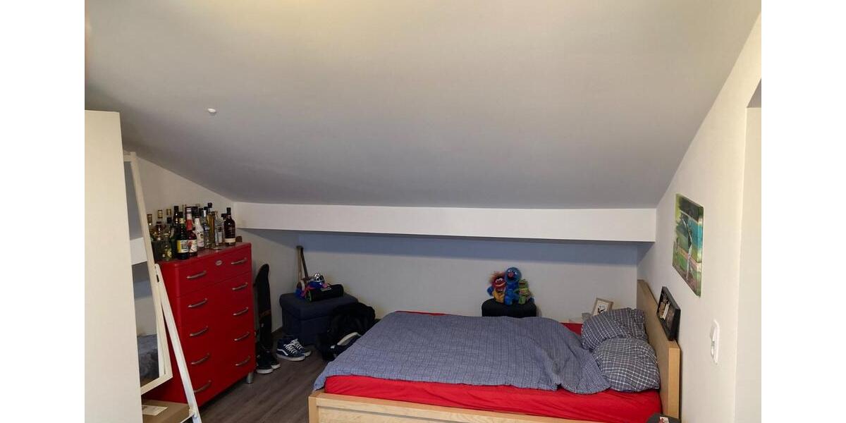 Dachgeschoßwohnung Saarlouis - 6 Zimmer, 116 m&sup2;, 240.000&euro; | Angebot:24941021