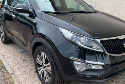 Kia Sportage 149.000 km 10.599 &euro; Völklingen 66333