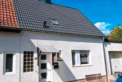 Wohnung Neunkirchen Heinitz - 4 Zimmer, 85 m&sup2;, 800&euro; | Angebot:26699844