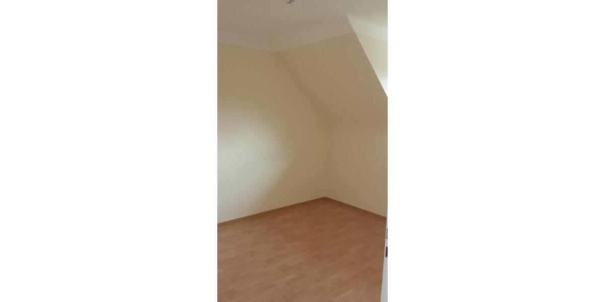 Etagenwohnung Saarlouis - 3 Zimmer, 85 m&sup2;, 570&euro; | Angebot:24946691