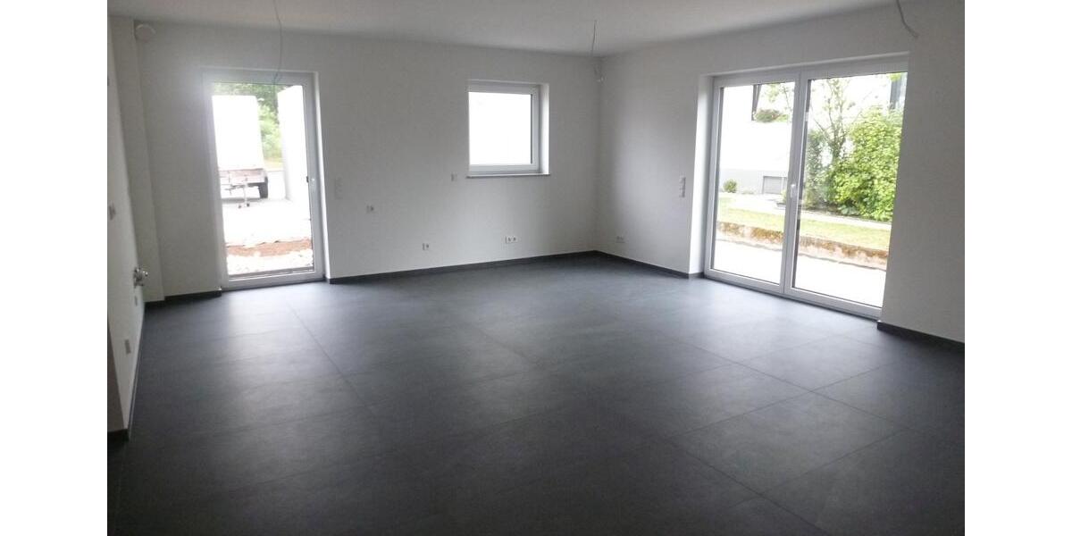 Erdgeschoßwohnung Kirkel - 3 Zimmer, 95 m&sup2;, 1.135&euro; | Angebot:25934957