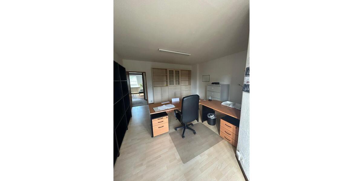 Einfamilienhaus Völklingen - 10 Zimmer, 214 m&sup2;, 325.000&euro; | Angebot:25373988