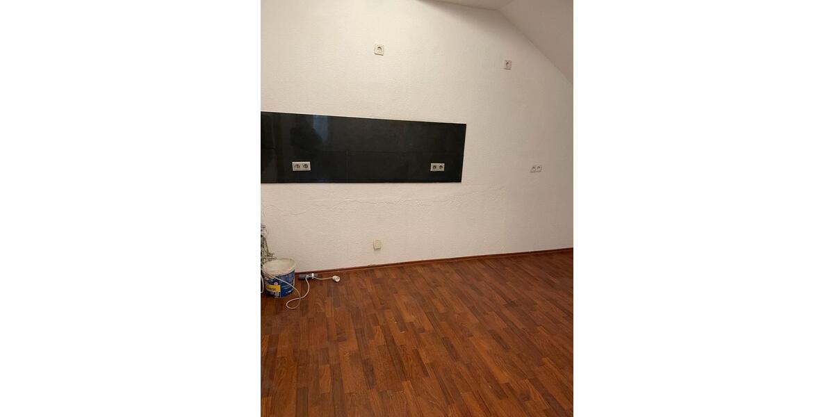 Dachgeschoßwohnung Sulzbach (Saar) - 2 Zimmer, 70 m&sup2;, 700&euro; | Angebot:25530138