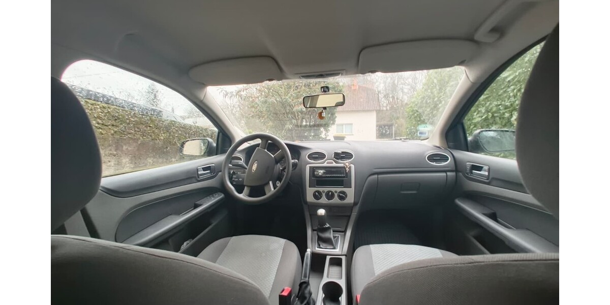 Ford Focus M1 76.000 km 1.700 &euro; Rehlingen-Siersburg 66780