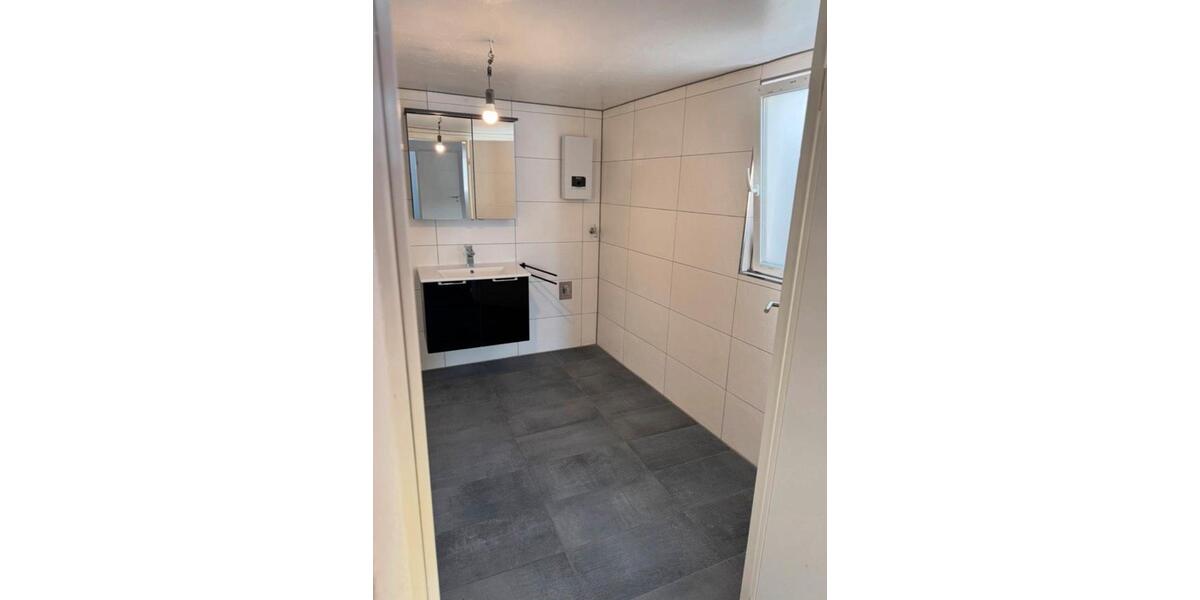 Erdgeschoßwohnung Quierschied - 3 Zimmer, 65 m&sup2;, 550&euro; | Angebot:25419300