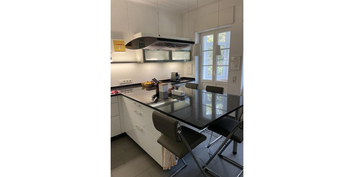 Villa Völklingen - 10 Zimmer, 252 m&sup2;, 548.000&euro; | Angebot:23682968