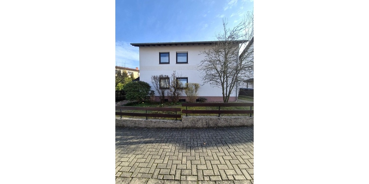 Ihr neues Zuhause: Gepflegtes, barrierefrei zugängliches EFH mit Garten – ideal für Familien - Einfamilienhaus Waldmohr | Angebot:25485957