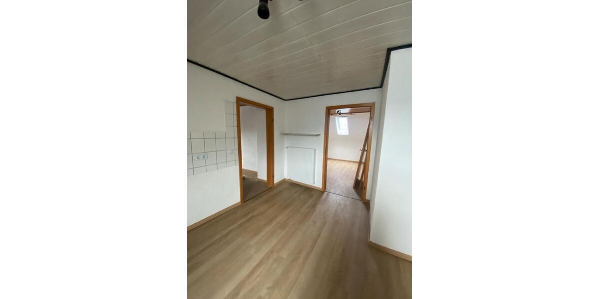 Reihenhaus Zweibrücken - 3 Zimmer, 115 m&sup2;, 1.300&euro; | Angebot:24791425