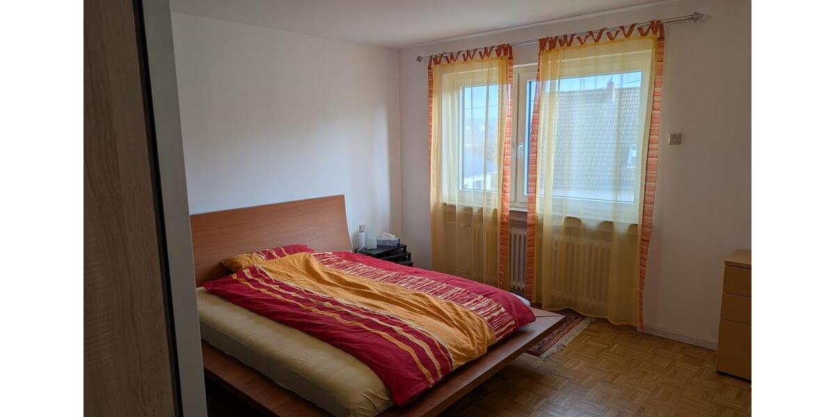 Etagenwohnung Saarbrücken West - 3.5 Zimmer, 81 m&sup2;, 970&euro; | Angebot:25590855