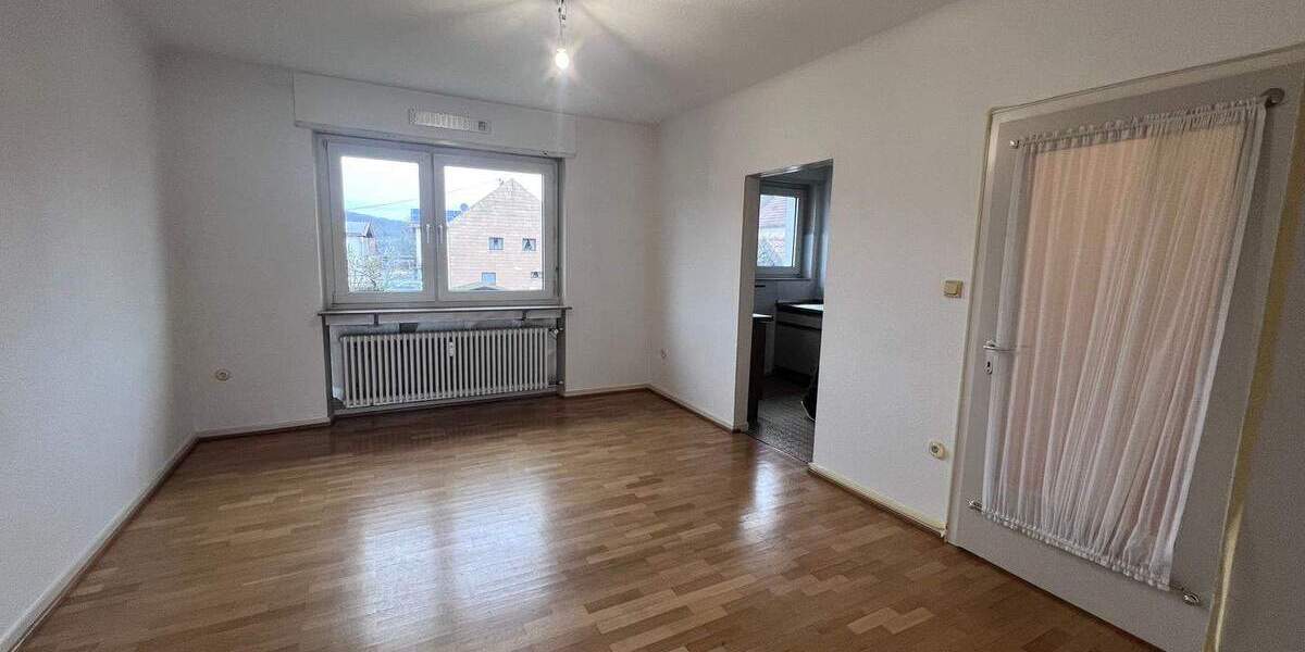 Etagenwohnung Kleinblittersdorf Rilchingen-Hanweiler - 4 Zimmer, 85 m&sup2;, 800&euro; | Angebot:25734881