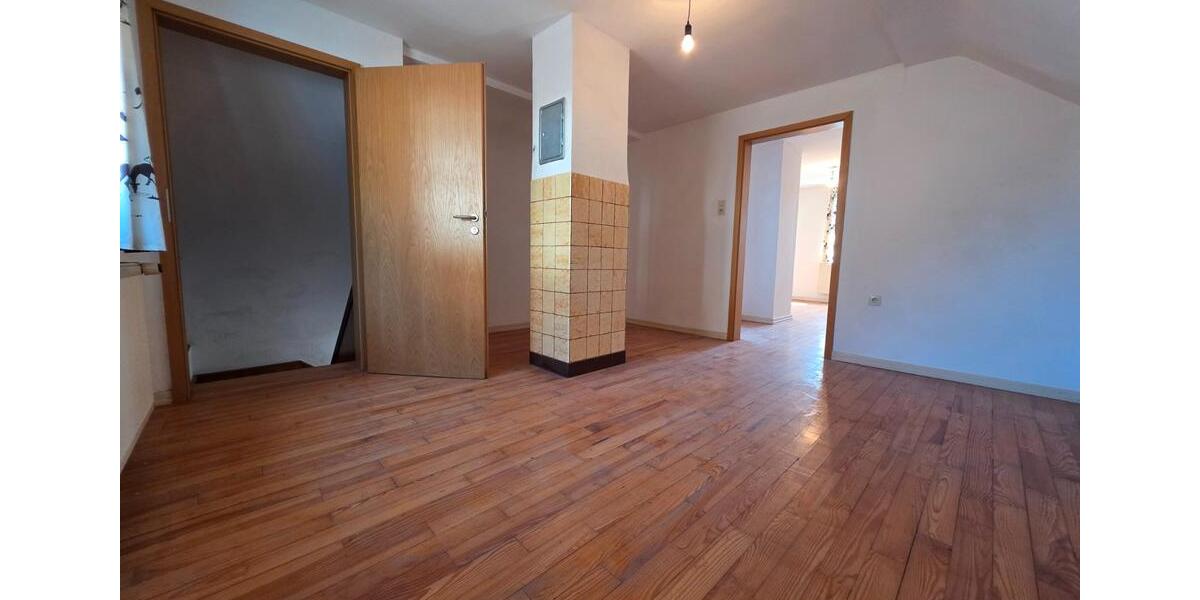 Etagenwohnung Spiesen-Elversberg Elversberg - 4 Zimmer, 94 m&sup2;, 790&euro; | Angebot:26350038