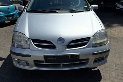 Nissan Almera 95.028 km 2.999 &euro; Homburg 66424
