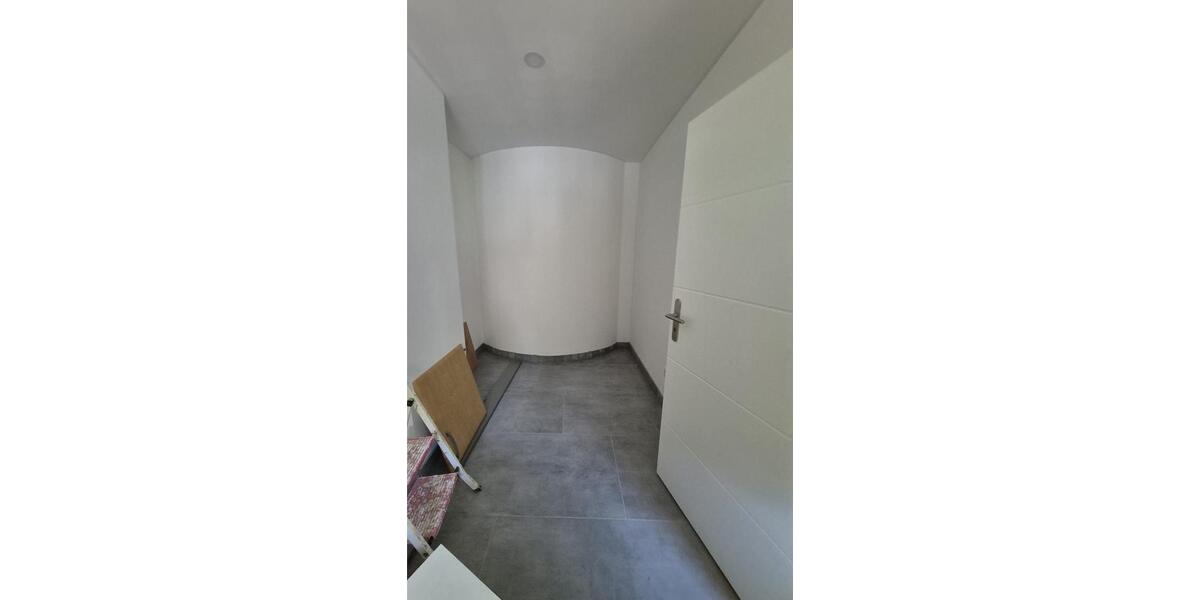 Etagenwohnung Homburg - 2.5 Zimmer, 80 m&sup2;, 700&euro; | Angebot:25905771