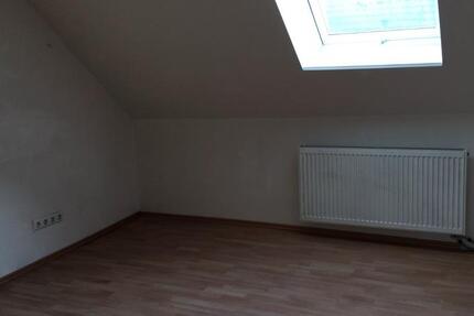 Wohnung Saarbrücken Dudweiler - 3 Zimmer, 65 m&sup2;, 550&euro; | Angebot:25857849